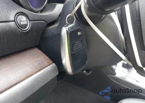 2015 Subaru Outback 3.6R Limited из США, поврежденный, VIN 4S4BSENC7F3226185